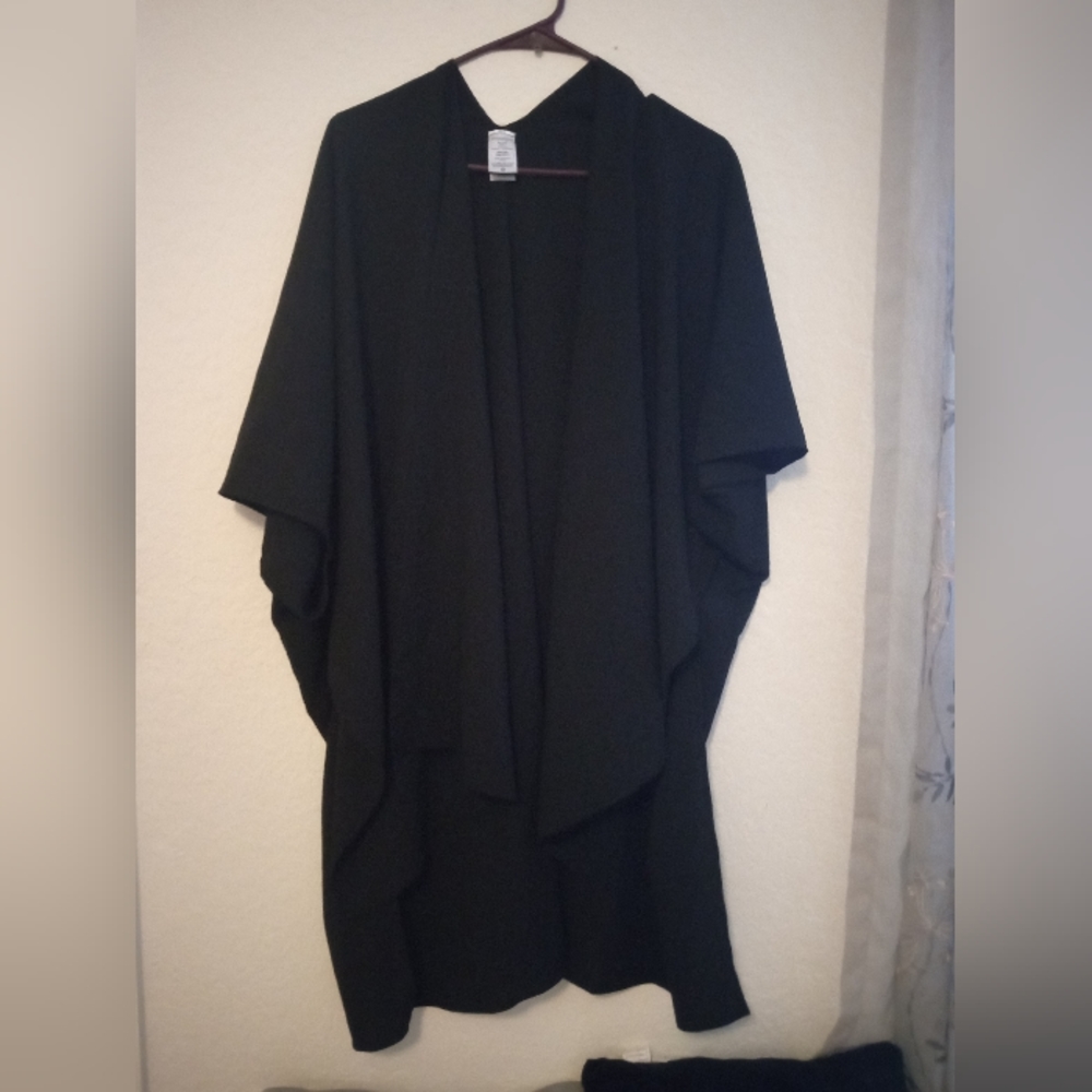Black Flowy Wrap